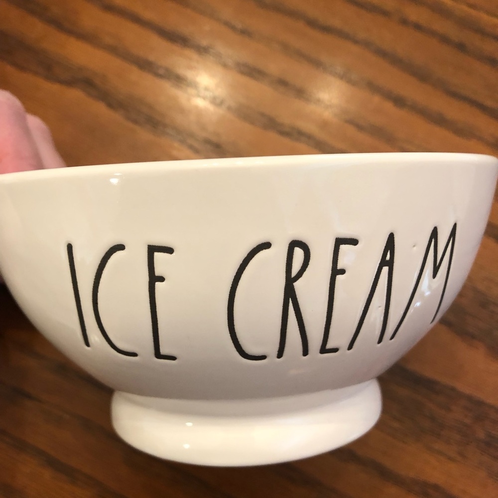 RAE DUNN ICE CREAM BOWL
